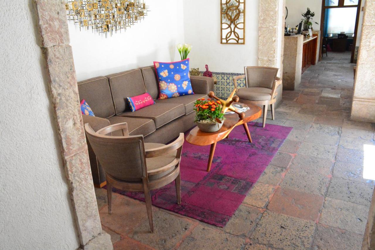 Dona Urraca & 5* Queretaro