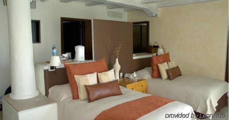 Dona Urraca & 5* Queretaro